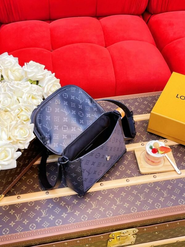 LuVi Pulse messenger bag For Women Handbags Shoulder Bags M12681 MB dynamic transcoding 26.6cm/10.4in