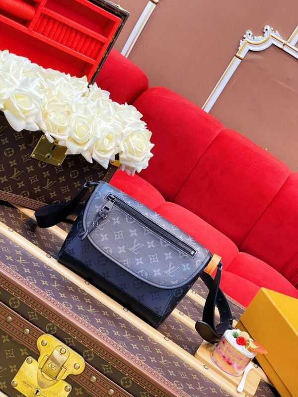 LuVi Pulse messenger bag For Women Handbags Shoulder Bags M12681 MB dynamic transcoding 26.6cm/10.4in