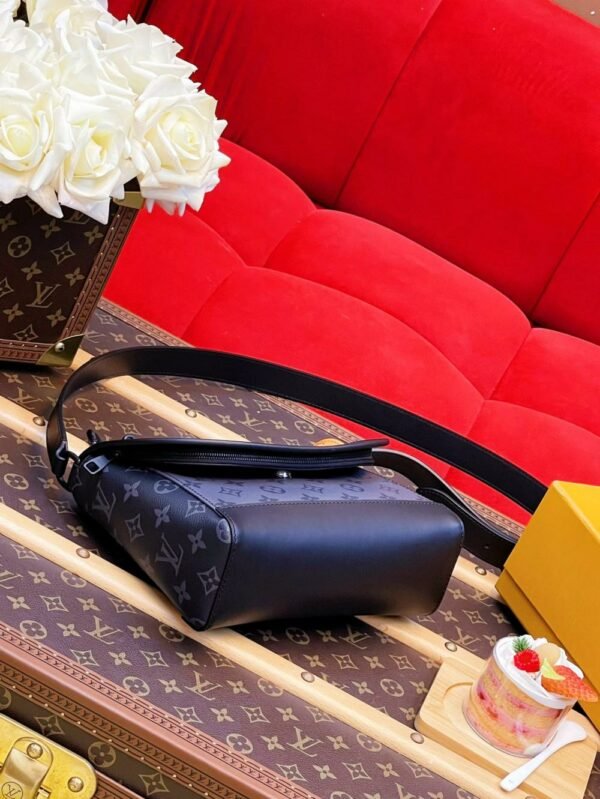 LuVi Pulse messenger bag For Women Handbags Shoulder Bags M12681 MB dynamic transcoding 26.6cm/10.4in