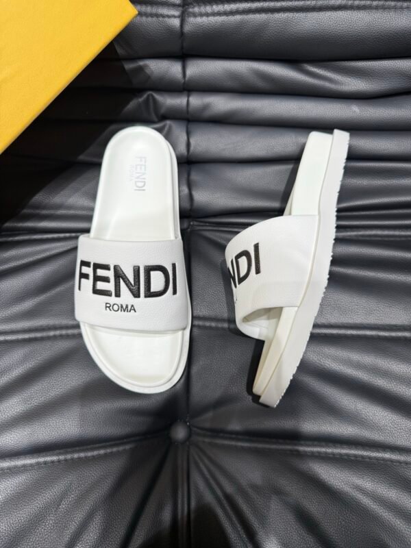 FEND Luxury Fashion Designer slippers