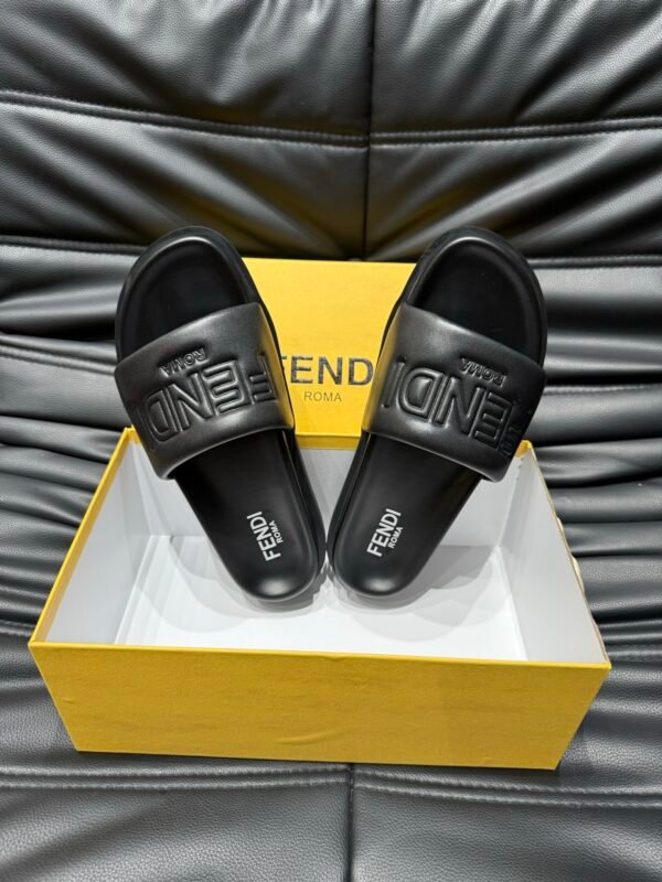 FEND Luxury Fashion Designer slippers