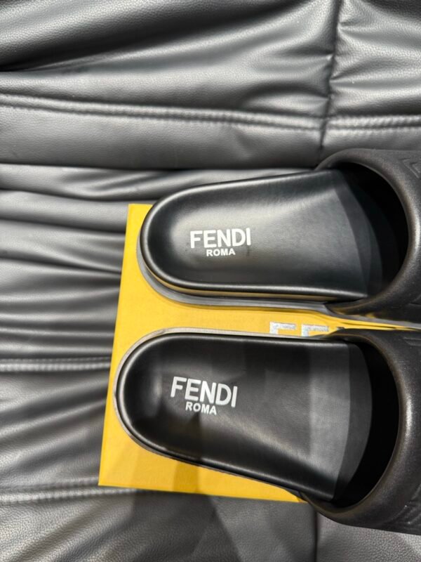 FEND Luxury Fashion Designer slippers