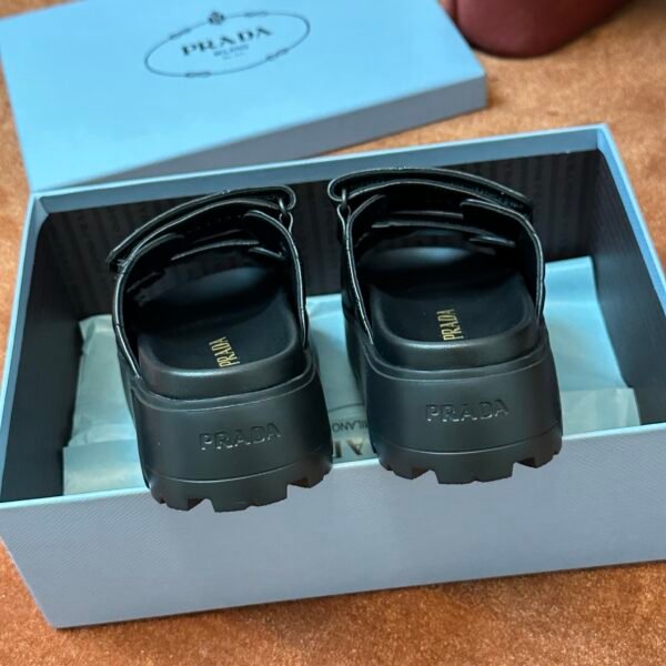 PRD bread slippers Lambskin