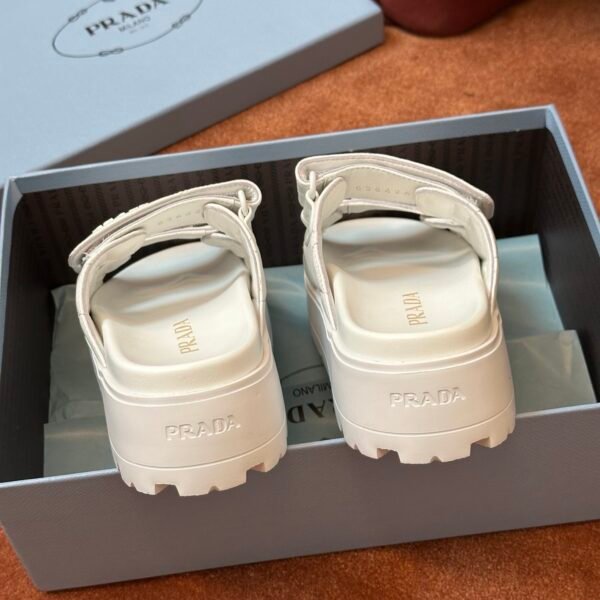 PRD bread slippers Lambskin