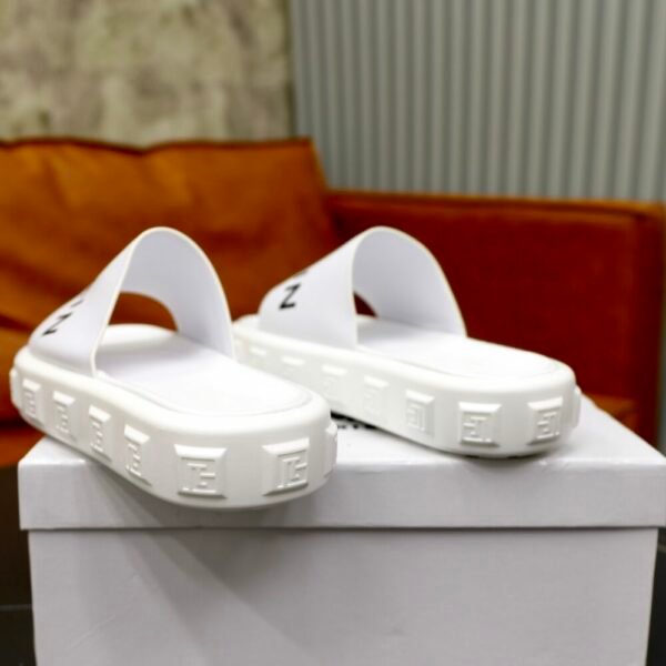 Balma all-leather slippers