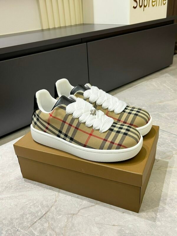 BURBER BOX series thick-soled men's casual sports shoes, trendy sneakers and bread shoes