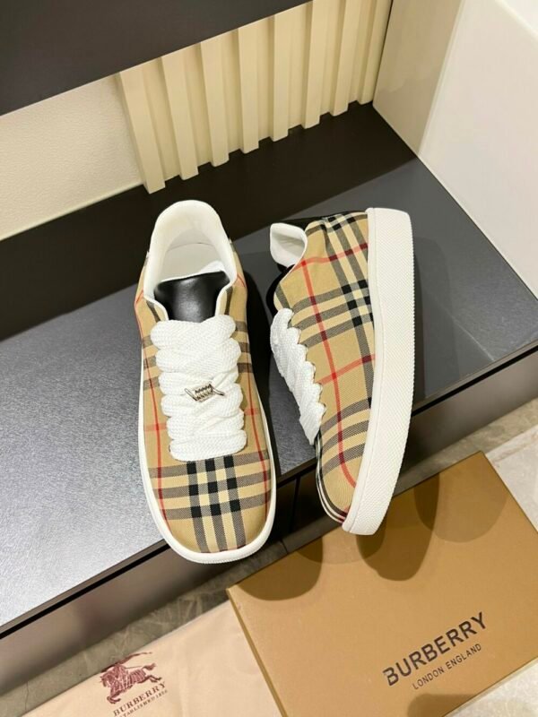 BURBER BOX series thick-soled men's casual sports shoes, trendy sneakers and bread shoes