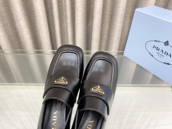 PRD 25ss Saint-Tropez cashmere loafers