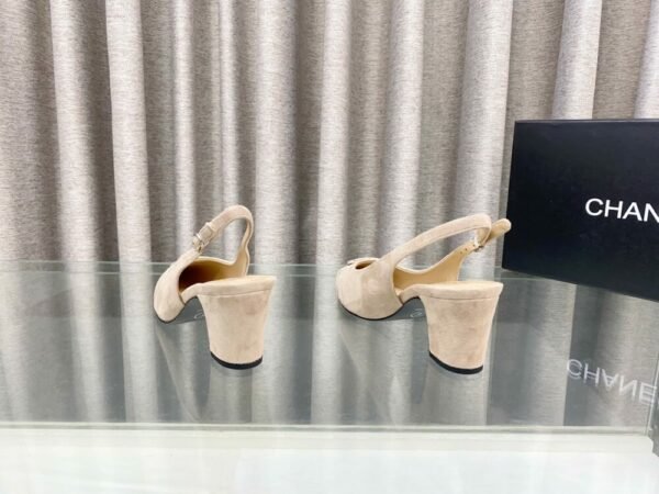 CHL 25ss pointed flat shoes and slippers Thick toe high heels