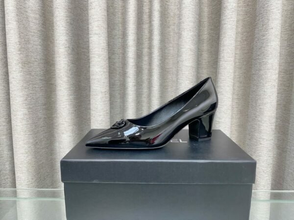 CHL 25ss pointed flat shoes and slippers Thick toe high heels
