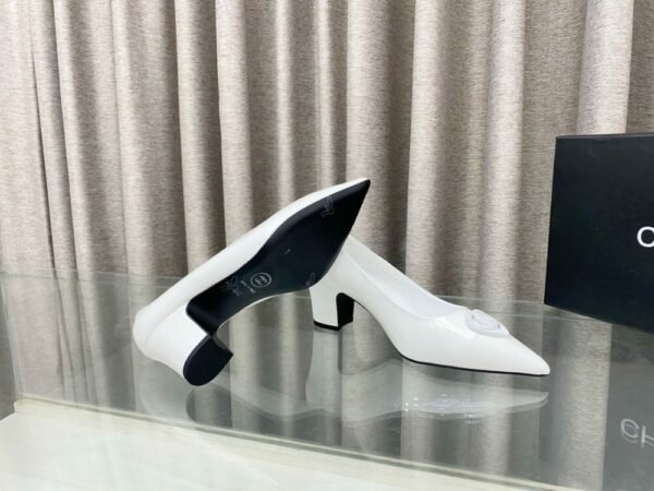 CHL 25ss pointed flat shoes and slippers Thick toe high heels