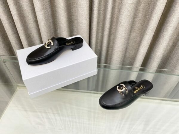 CHL 25Fw rhinestone double C half slippers/loafers