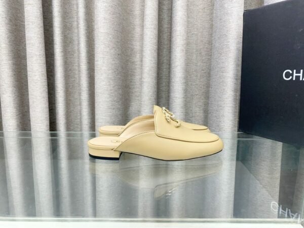 CHL 25Fw rhinestone double C half slippers/loafers