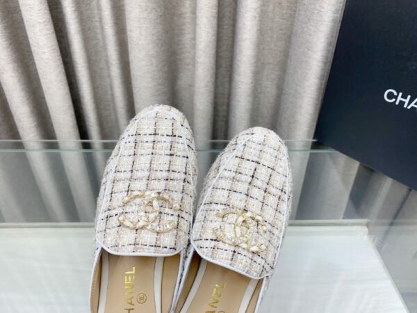 CHL 25Fw rhinestone double C half slippers/loafers