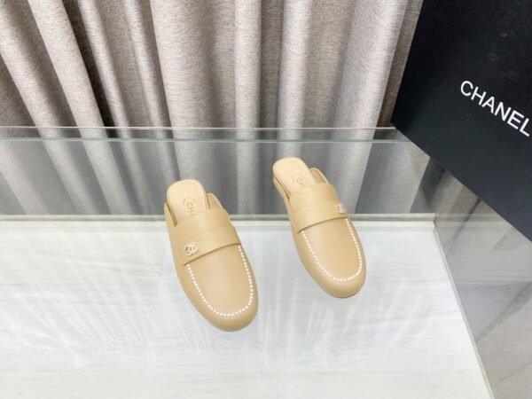 CHL 25ss Pearl Half Slippers/Loafers