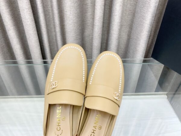 CHL 25ss Pearl Half Slippers/Loafers