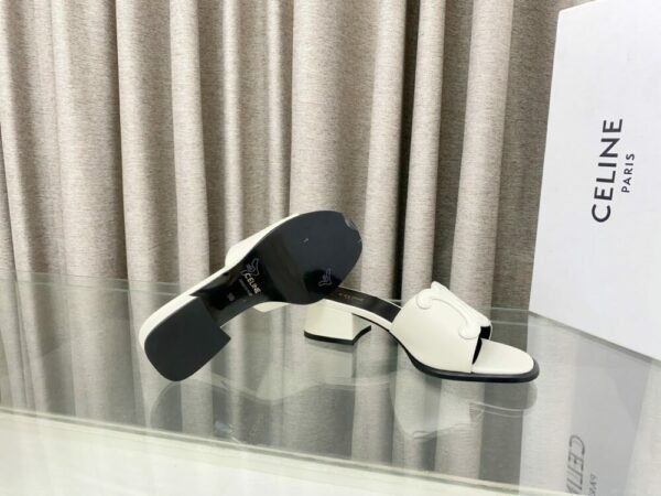 Cel**e Arc de Triomphe 25ss closed toe half-slip mule slippers