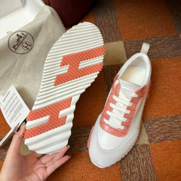 HM Bouncing series sports shoes