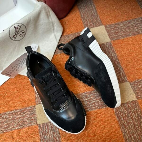 HM Bouncing series sports shoes