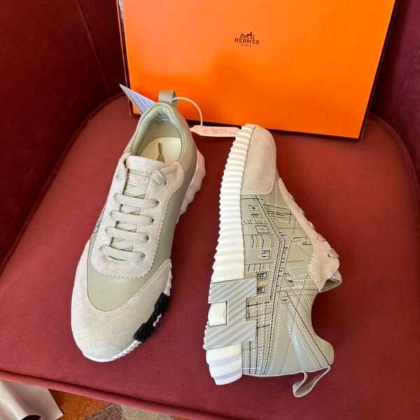 HM Bouncing series sports shoes