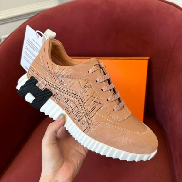 HM Bouncing series sports shoes