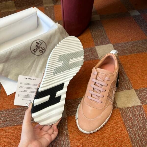 HM Bouncing series sports shoes