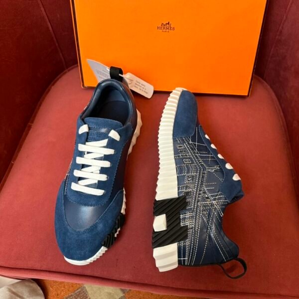 HM Bouncing series sports shoes