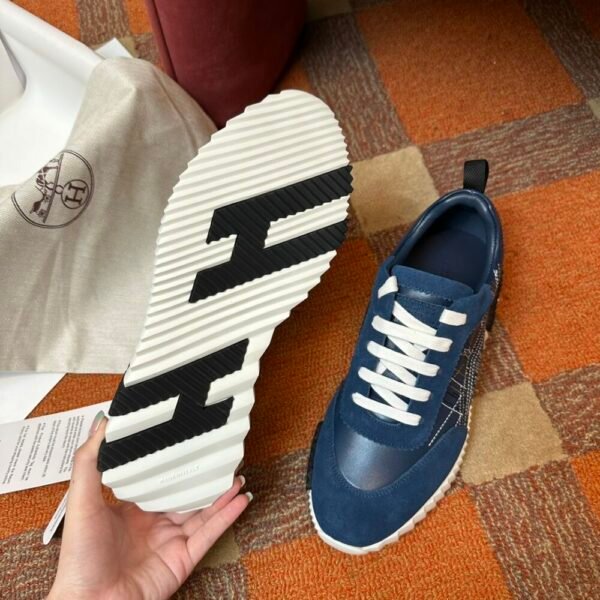 HM Bouncing series sports shoes