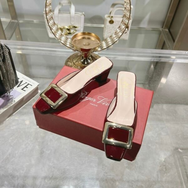 RV25 latest square buckle slippers