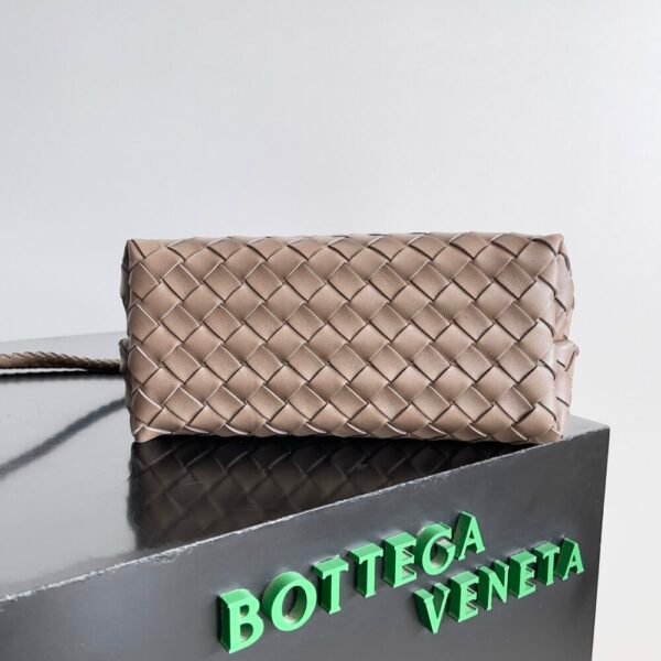 BO-VE Andiamo woven bag Handbag For Women 25cm BV VB