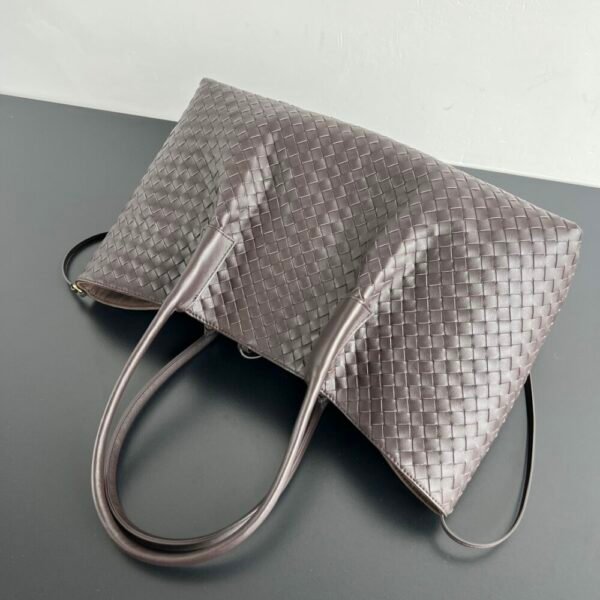 BO-VE 25ss 817166 Pinacoteca Medium Tote bag For Women 43cm BV VB