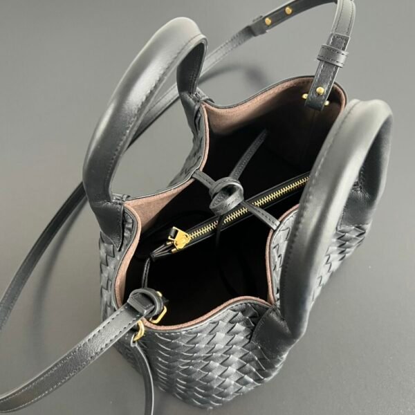 BO-VE 25ss 819004 Pinacoteca Medium Tote bag For Women 24cm BV VB