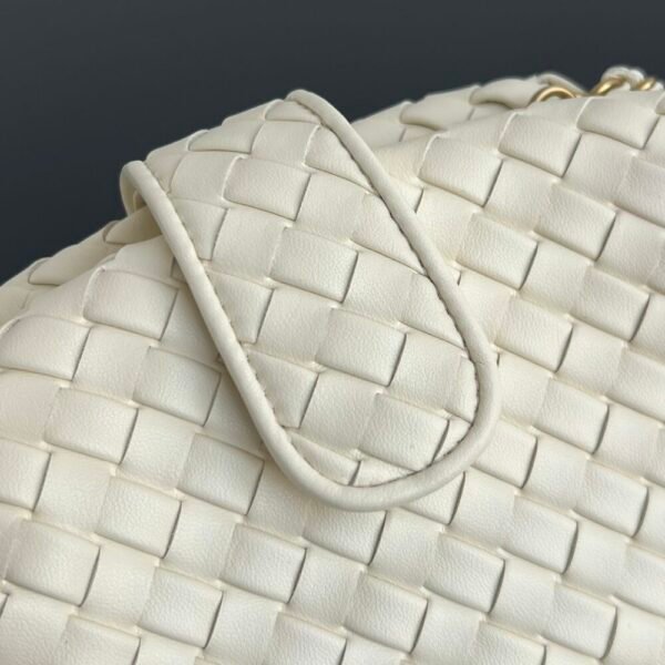 BO-VE Lauren Chain Crossbody Bag 804038 For Women 27cm BV VB