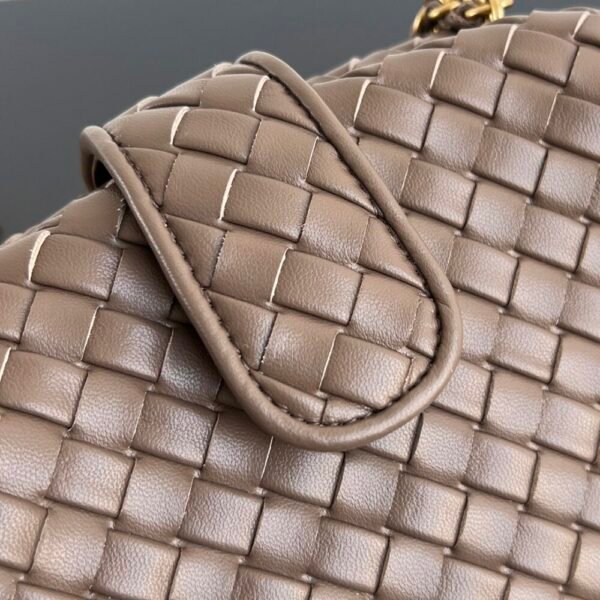 BO-VE Lauren Chain Crossbody Bag 804038 For Women 27cm BV VB