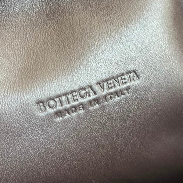 BO-VE Lauren Chain Crossbody Bag 804038 For Women 27cm BV VB