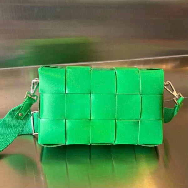 BO-VE Crossbody Bags Unisex 741777 23cm BV VB