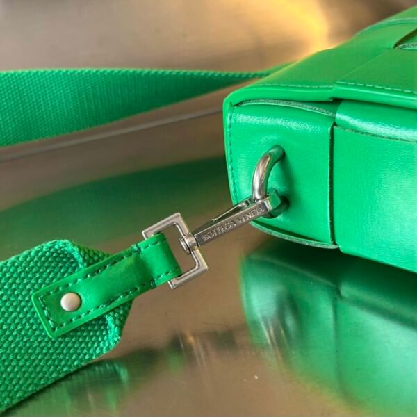BO-VE Crossbody Bags Unisex 741777 23cm BV VB