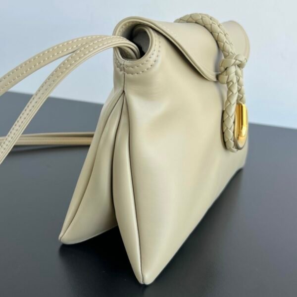 BO-VE 24ss 806030 Small Liberta handBag 27.5cm/10.8in BV VB