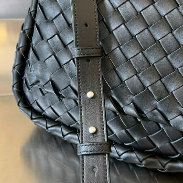 BO-VE cobble Shoulder Bag 755659  27cm BV VB intrecciato lambskin