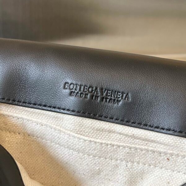 BO-VE cobble Shoulder Bag 755659  27cm BV VB intrecciato lambskin