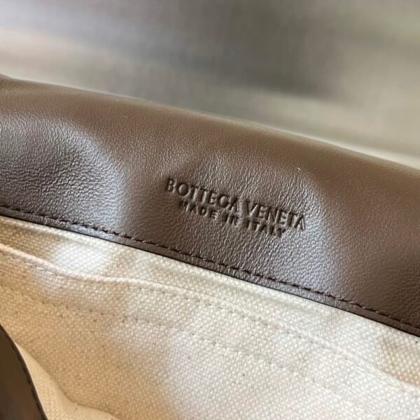 BO-VE cobble Shoulder Bag 755659  27cm BV VB intrecciato lambskin