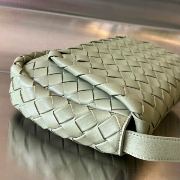 BO-VE cobble Shoulder Bag 755659  27cm BV VB intrecciato lambskin