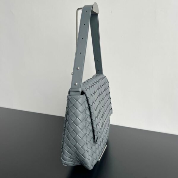 BO-VE cobble Shoulder Bag 755769  36cm BV VB intrecciato lambskin