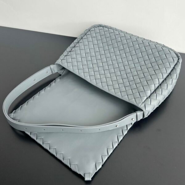 BO-VE cobble Shoulder Bag 755769  36cm BV VB intrecciato lambskin