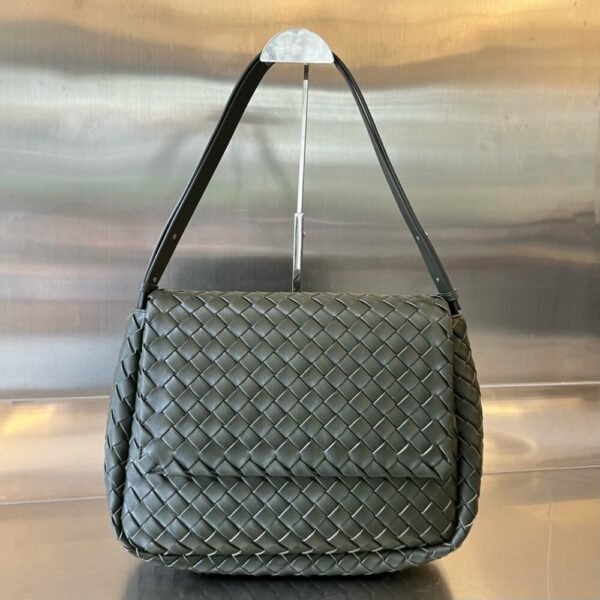 BO-VE cobble Shoulder Bag 755769  36cm BV VB intrecciato lambskin