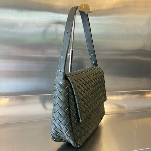 BO-VE cobble Shoulder Bag 755769  36cm BV VB intrecciato lambskin