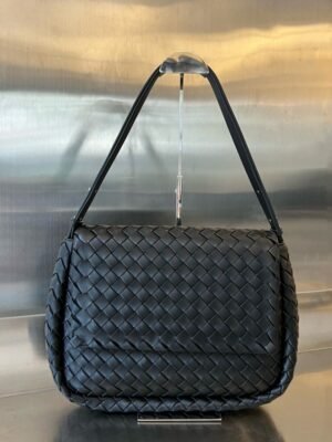 BO-VE cobble Shoulder Bag 755769  36cm BV VB intrecciato lambskin