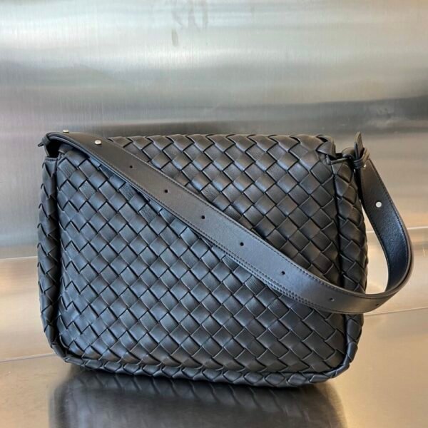 BO-VE cobble Shoulder Bag 755769  36cm BV VB intrecciato lambskin