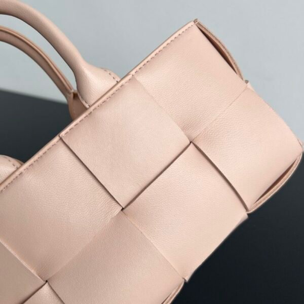 BO-VE 776778 mini east- west ARCO to special  22cm BV VB intrecciato lambskin