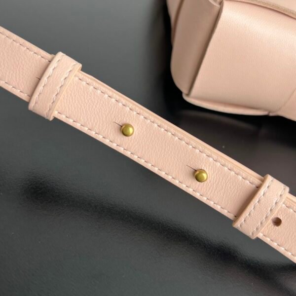 BO-VE 776778 mini east- west ARCO to special  22cm BV VB intrecciato lambskin
